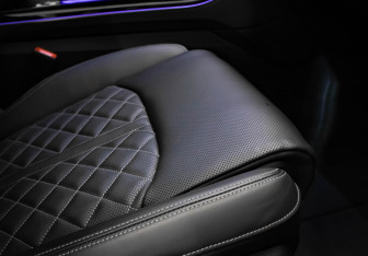 Подержанный автомобиль Audi SQ8 2024 года (29 фото)