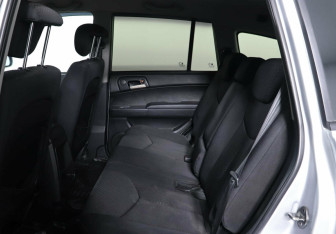 Подержанный автомобиль SsangYong Kyron 2013 года (11 фото)