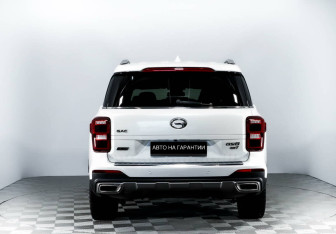 Подержанный автомобиль GAC GS8 2021 года (4 фото)