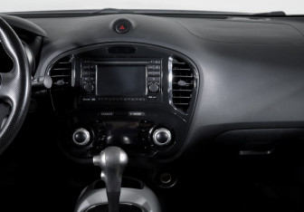Подержанный автомобиль Nissan Juke 2013 года (13 фото)