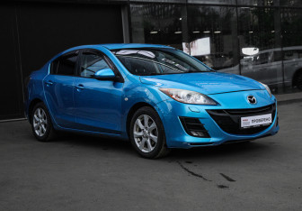Подержанный автомобиль Mazda 3 Sedan 2011 года (3 фото)