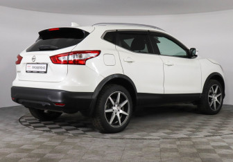 Подержанный автомобиль Nissan Qashqai 2018 года (5 фото)