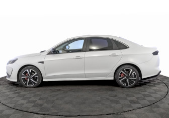 Подержанный автомобиль Kaiyi E5 2023 года (8 фото)