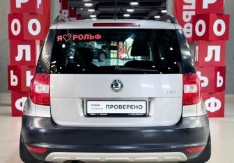 Подержанный автомобиль Skoda Yeti 2012 года (5 фото)