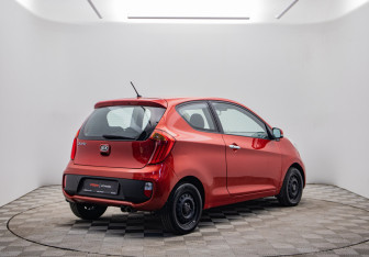 Подержанный автомобиль Kia Picanto 2011 года (5 фото)