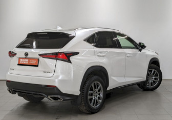 Подержанный автомобиль Lexus NX 2018 года (5 фото)