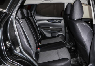 Подержанный автомобиль Nissan Qashqai 2018 года (20 фото)