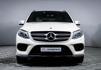 Подержанный автомобиль Mercedes-Benz GLE 2017 года (2 фото)