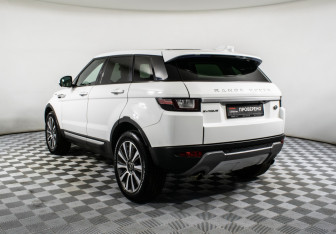 Подержанный автомобиль Land Rover Range Rover Evoque 2015 года (7 фото)