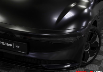 Подержанный автомобиль Zeekr 001 2024 года (30 фото)