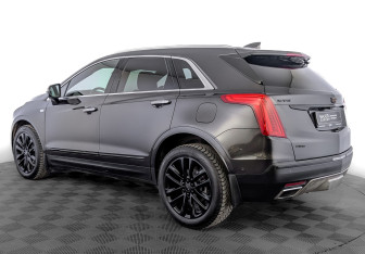 Подержанный автомобиль Cadillac XT5 2017 года (7 фото)