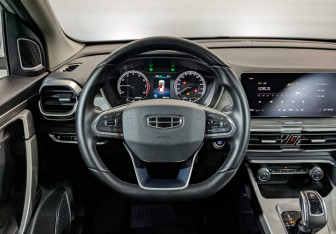 Подержанный автомобиль Geely Coolray 2023 года (22 фото)