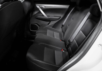 Подержанный автомобиль Belgee X50 2025 года (10 фото)