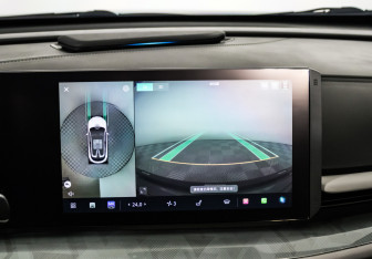 Подержанный автомобиль Changan UNI-T 2023 года (17 фото)