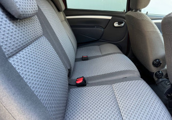 Подержанный автомобиль LADA (ВАЗ) Largus Wagon 2015 года (11 фото)