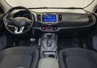 Подержанный автомобиль Kia Sportage 2012 года (11 фото)