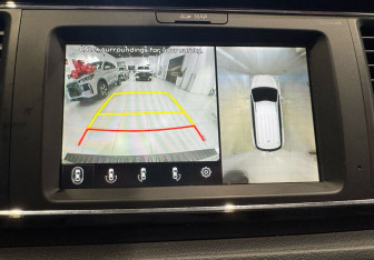 Подержанный автомобиль Kia Carnival 2018 года (18 фото)