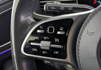 Подержанный автомобиль Mercedes-Benz GLE 2021 года (30 фото)