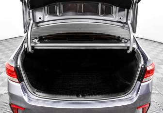 Подержанный автомобиль Kia Rio Sedan 2019 года (13 фото)