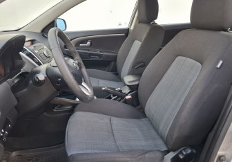 Подержанный автомобиль Kia Ceed Hatchback 2010 года (10 фото)