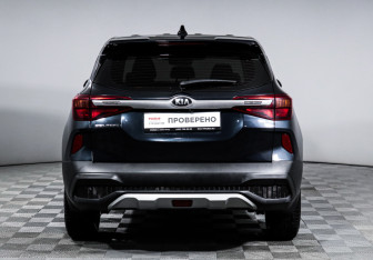 Подержанный автомобиль Kia Seltos 2021 года (6 фото)
