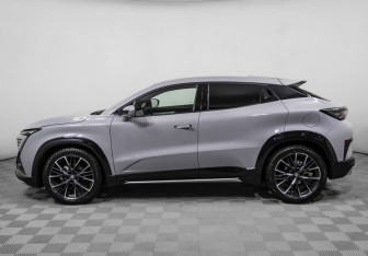 Подержанный автомобиль Changan UNI-T 2023 года (8 фото)