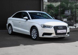 Подержанный автомобиль Audi A3 Sedan 2013 года (3 фото)