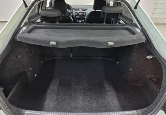 Подержанный автомобиль Skoda Octavia Liftback 2018 года (10 фото)