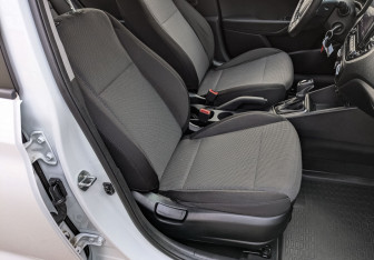 Подержанный автомобиль Hyundai Solaris Sedan 2020 года (22 фото)