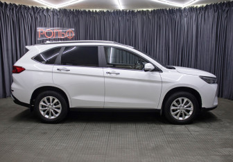 Подержанный автомобиль Haval M6 2023 года (4 фото)