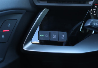 Подержанный автомобиль Audi A3 Sedan 2021 года (20 фото)