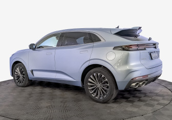 Подержанный автомобиль Changan UNI-K 2022 года (7 фото)