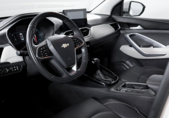 Подержанный автомобиль Chevrolet Captiva 2022 года (14 фото)