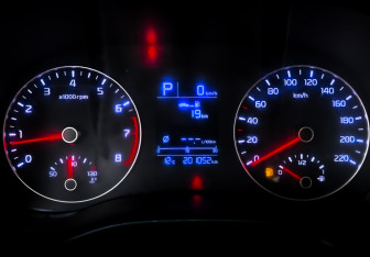 Подержанный автомобиль Kia Rio Hatchback 2021 года (12 фото)