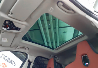 Подержанный автомобиль BMW X2 2024 года (32 фото)