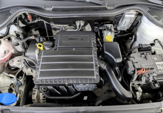 Подержанный автомобиль Volkswagen Polo Sedan 2019 года (9 фото)