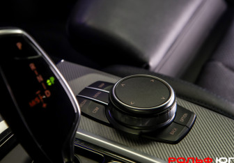 Подержанный автомобиль BMW X3 2018 года (23 фото)