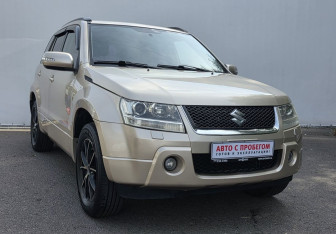 Подержанный автомобиль Suzuki Grand Vitara 2010 года (3 фото)