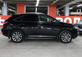 Подержанный автомобиль Lexus RX 2012 года (4 фото)