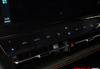 Подержанный автомобиль Changan UNI-K 2024 года (24 фото)