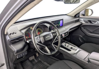 Подержанный автомобиль Haval Jolion 2022 года (16 фото)