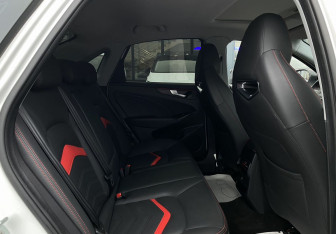 Подержанный автомобиль Kaiyi E5 2023 года (25 фото)