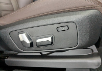 Подержанный автомобиль BMW X3 2020 года (28 фото)