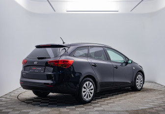 Подержанный автомобиль Kia Ceed Wagon 2015 года (5 фото)