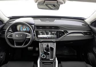 Подержанный автомобиль Geely Atlas Pro 2022 года (14 фото)