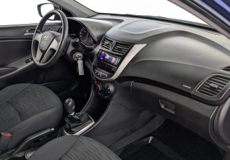 Подержанный автомобиль Hyundai Solaris Sedan 2014 года (13 фото)