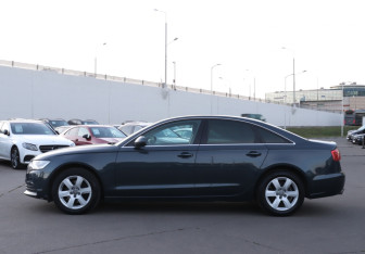 Подержанный автомобиль Audi A6 Sedan 2013 года (8 фото)