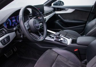 Подержанный автомобиль Audi A5 Liftback 2020 года (10 фото)
