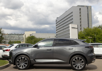 Подержанный автомобиль Changan UNI-K 2024 года (6 фото)