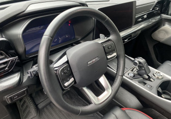 Подержанный автомобиль Haval H3 2024 года (15 фото)